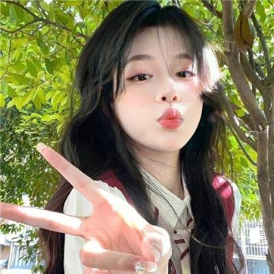 掐指一算，秦先生应是暗恋我